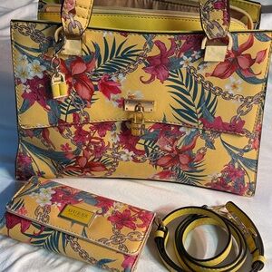 Authentic VTG GUESS Yellow Floral Satchel Bag Set